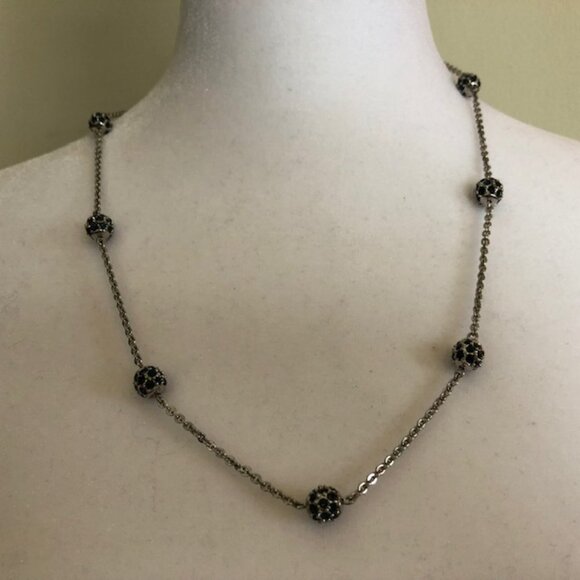 NOLAN MILLER Vintage Blue Crystal Silver Chain Necklace - Picture 4 of 16